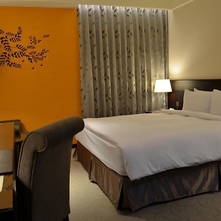 Lailai Hotel Тайчжун Екстер'єр фото