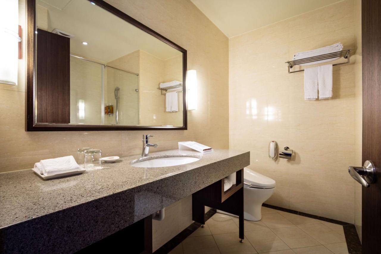 Lailai Hotel Тайчжун Екстер'єр фото